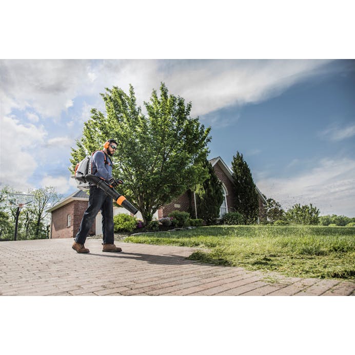 STIHL® BR 800 C-E MAGNUM® - SAVE $50!!!