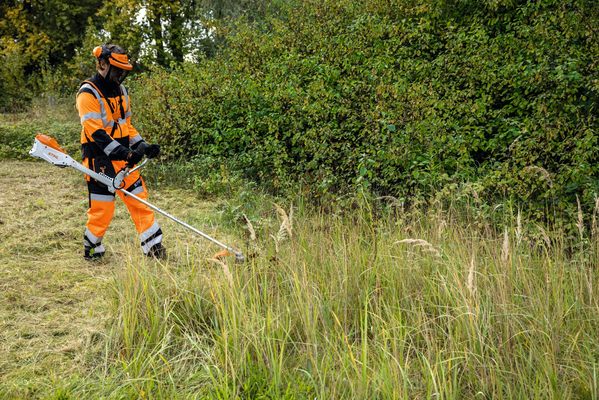 Stihl FSA 135 R Cordless Brushcutter