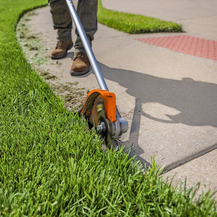 Stihl FCA 140 Cordless lawn edger