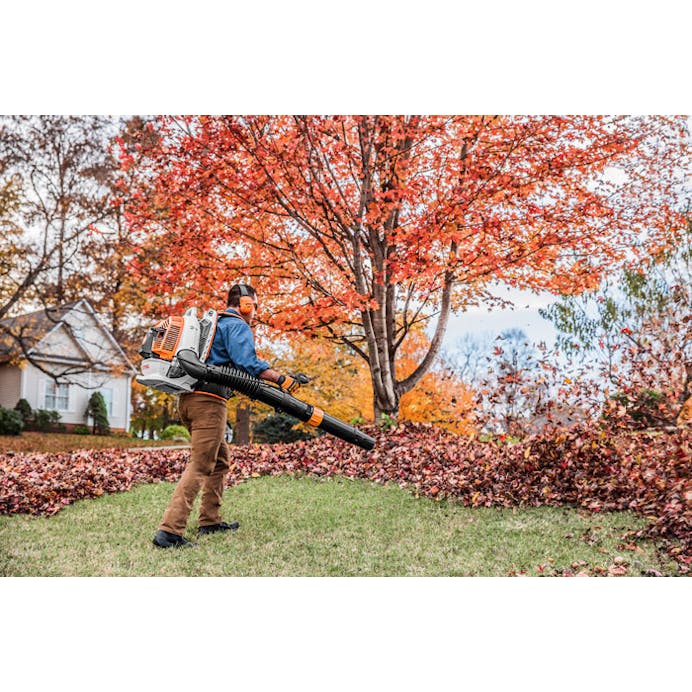 STIHL® BR 800 C-E MAGNUM® - SAVE $50!!!