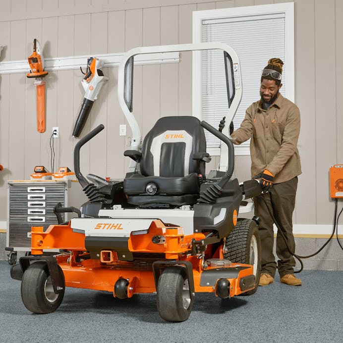 STIHL® RZA 748 Ride on Zero Turn