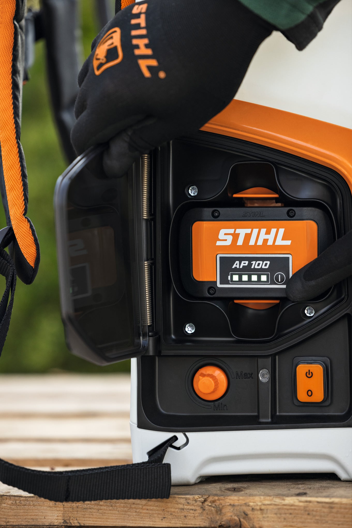 Stihl SGA 85 Cordless Sprayer