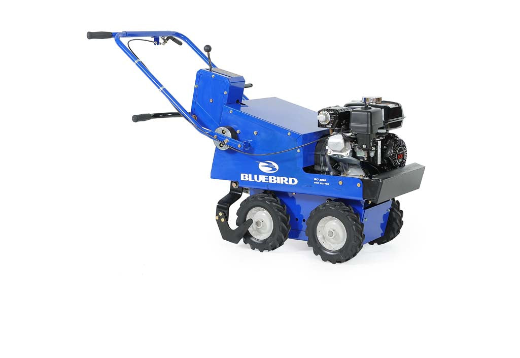 18 in. BlueBird Sod Cutter Honda Engine 5.5 hp SC550 / SCG550