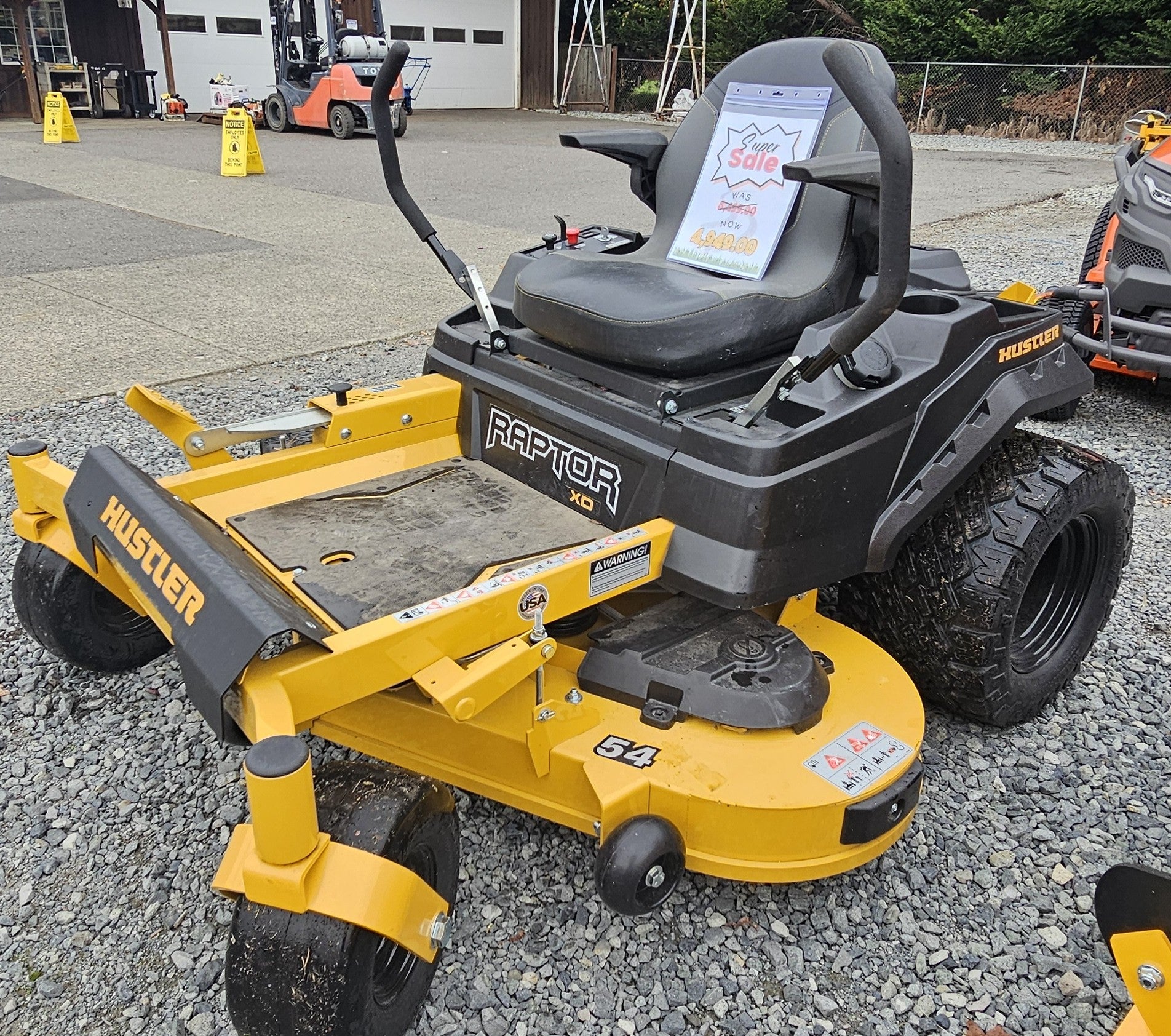 Hustler Raptor XD 54